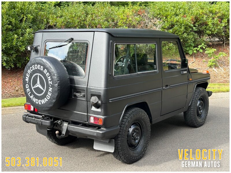 1994 Mercedes-Benz 290GD SWB 5-Speed - Photo 5 - Portland, OR 97230