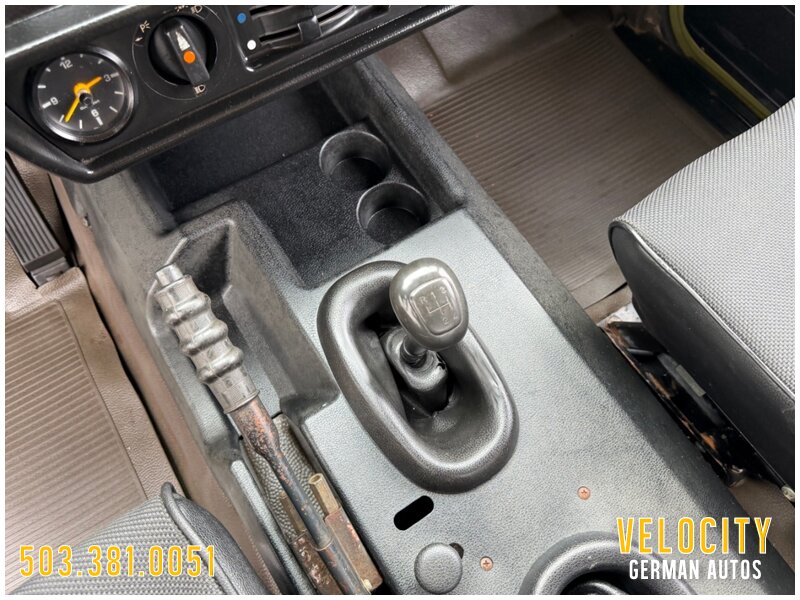 1985 Mercedes-Benz 240GD SWB - Photo 7 - Portland, OR 97230