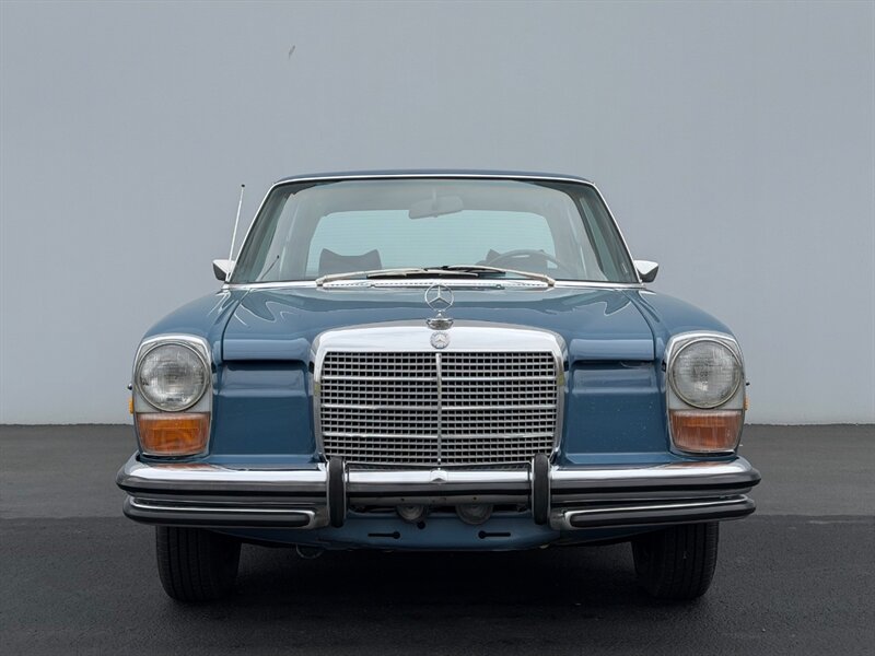 1972 Mercedes-Benz 250  