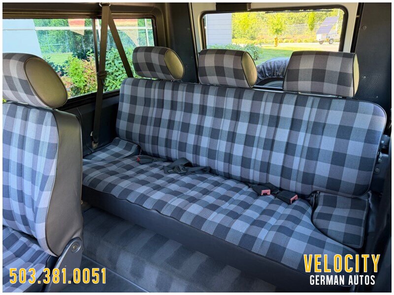 1986 Mercedes-Benz 200GE SWB 5-Speed - Photo 7 - Portland, OR 97230