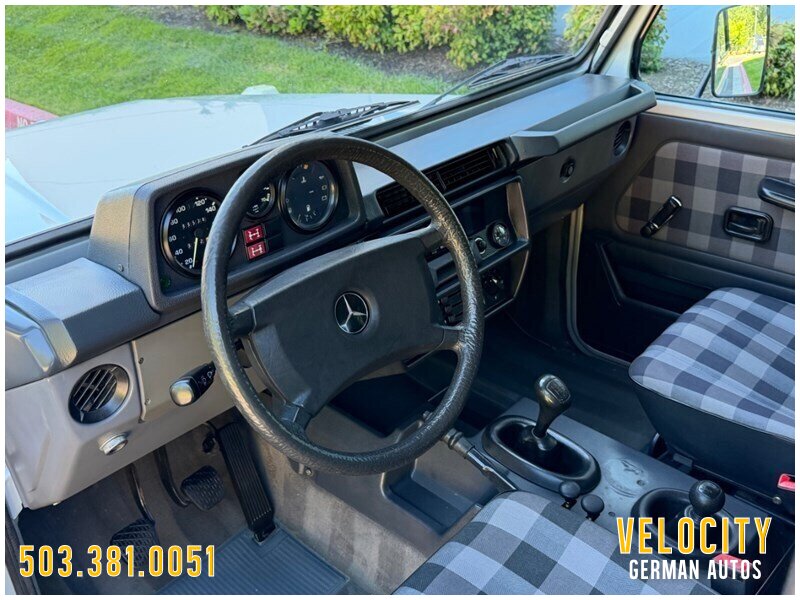 1986 Mercedes-Benz 200GE SWB 5-Speed - Photo 5 - Portland, OR 97230