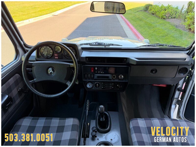 1986 Mercedes-Benz 200GE SWB 5-Speed - Photo 10 - Portland, OR 97230