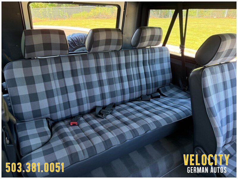 1986 Mercedes-Benz 200GE SWB 5-Speed - Photo 9 - Portland, OR 97230
