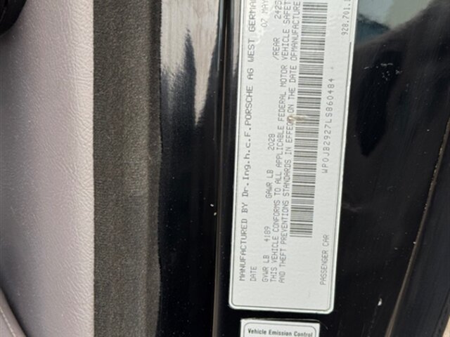 1990 Porsche 928 S4 - Photo 16 - Portland, OR 97230