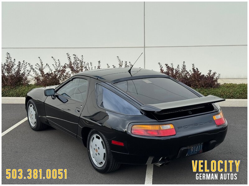 1990 Porsche 928 S4 - Photo 5 - Portland, OR 97230