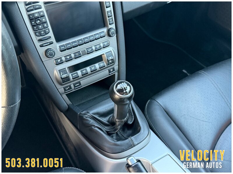 2005 Porsche 911 Carrera - Photo 11 - Portland, OR 97230