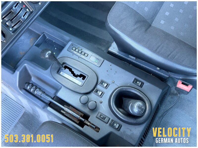 1987 Mercedes-Benz 300GD LWB - Photo 10 - Portland, OR 97230