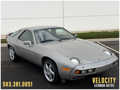 1982 Porsche 928 Hatchback