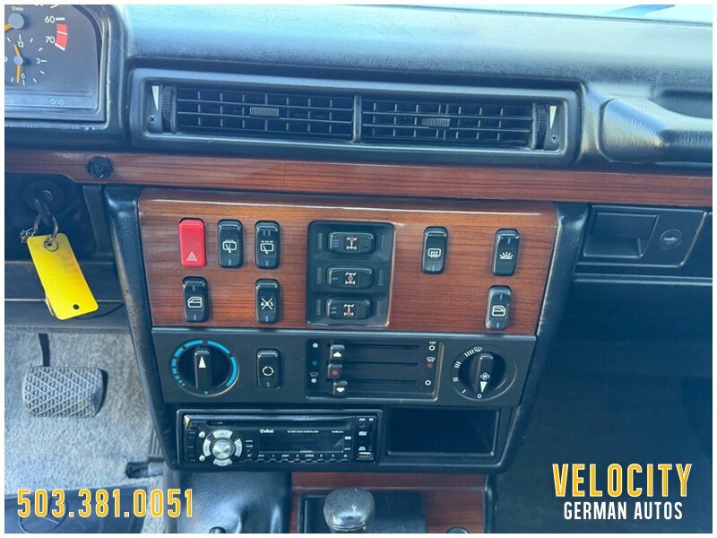 1991 Mercedes-Benz 300GE SWB - Photo 10 - Portland, OR 97230