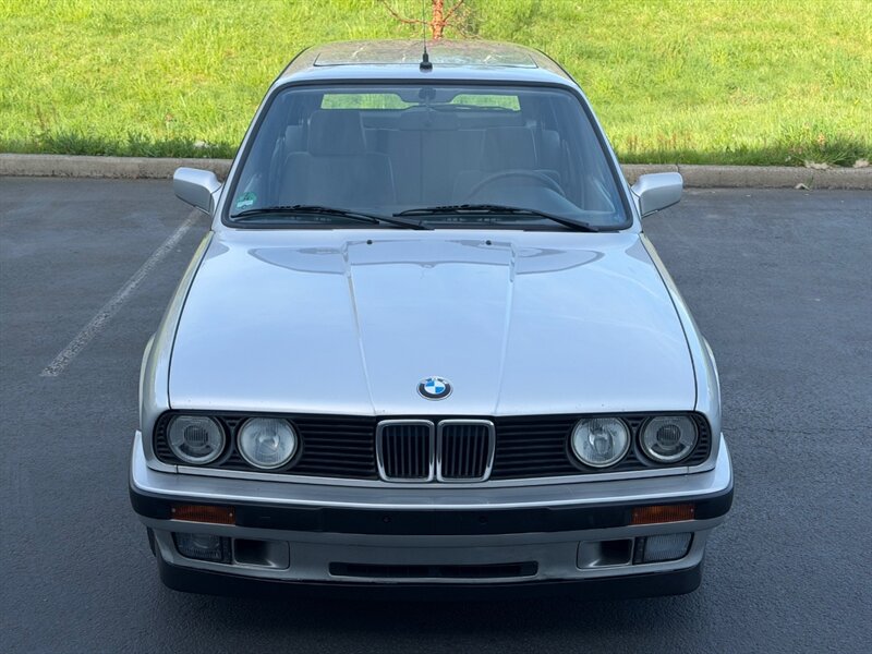 1992 BMW 325i Touring 5-Speed  