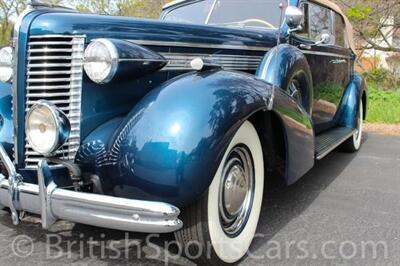 1938 Buick Roadmaster Convertible Sedan   - Photo 8 - San Luis Obispo, CA 93401