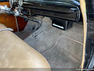 1951 Ford Woody   - Photo 34 - San Luis Obispo, CA 93401