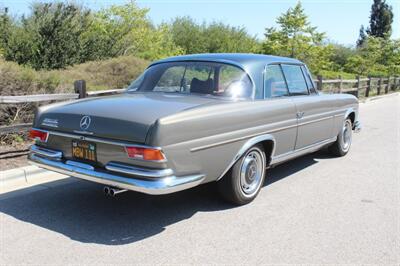 1968 Mercedes-Benz 280SE   - Photo 3 - San Luis Obispo, CA 93401