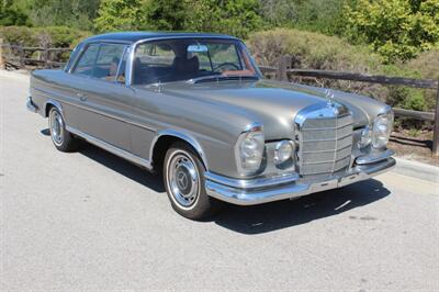 1968 Mercedes-Benz 280SE   - Photo 1 - San Luis Obispo, CA 93401