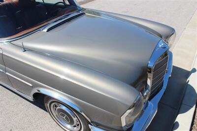 1968 Mercedes-Benz 280SE   - Photo 19 - San Luis Obispo, CA 93401