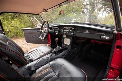 1964 MG MGB   - Photo 44 - San Luis Obispo, CA 93401