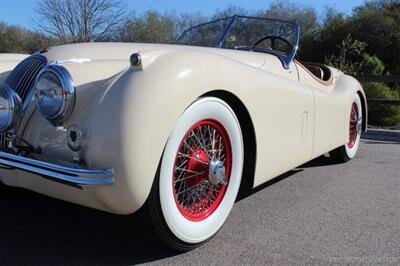 1954 Jaguar XK 120 Roadster   - Photo 8 - San Luis Obispo, CA 93401