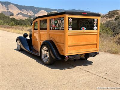1933 Ford Woody   - Photo 2 - San Luis Obispo, CA 93401