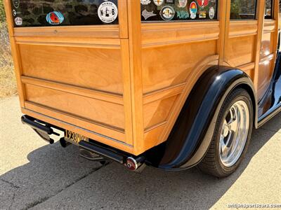 1933 Ford Woody   - Photo 20 - San Luis Obispo, CA 93401