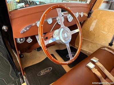 1933 Ford Woody   - Photo 56 - San Luis Obispo, CA 93401