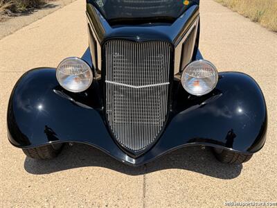 1933 Ford Woody   - Photo 14 - San Luis Obispo, CA 93401