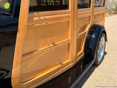 1933 Ford Woody   - Photo 28 - San Luis Obispo, CA 93401