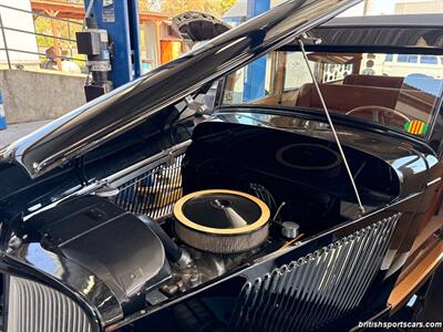 1933 Ford Woody   - Photo 84 - San Luis Obispo, CA 93401