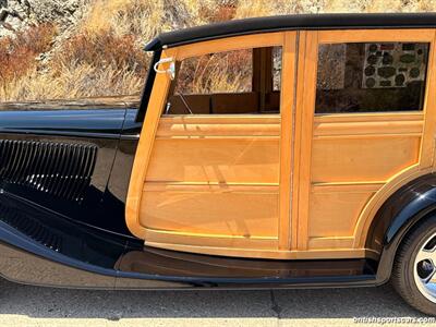 1933 Ford Woody   - Photo 25 - San Luis Obispo, CA 93401