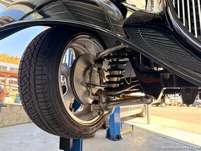 1933 Ford Woody   - Photo 48 - San Luis Obispo, CA 93401