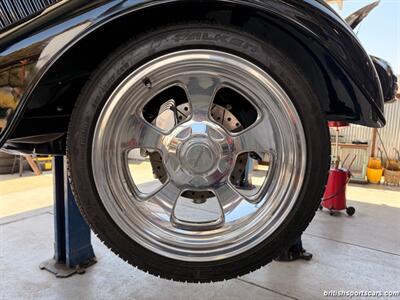1933 Ford Woody   - Photo 32 - San Luis Obispo, CA 93401