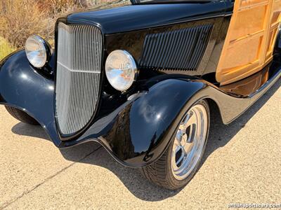 1933 Ford Woody   - Photo 13 - San Luis Obispo, CA 93401