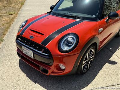 2019 MINI Hardtop 2 Door Cooper S   - Photo 16 - San Luis Obispo, CA 93401