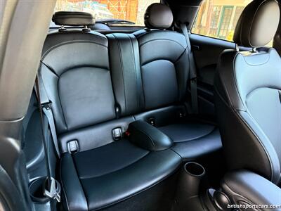 2019 MINI Hardtop 2 Door Cooper S   - Photo 33 - San Luis Obispo, CA 93401