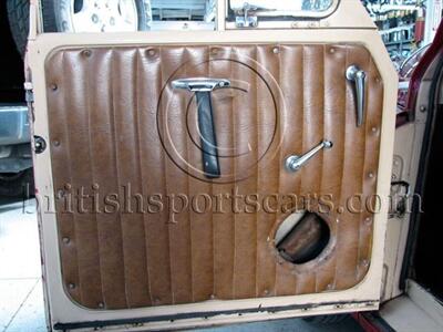 1957 Morris Minor 1000 Truck   - Photo 19 - San Luis Obispo, CA 93401