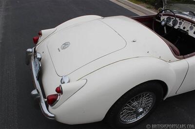 1961 MG MGA 1600   - Photo 16 - San Luis Obispo, CA 93401