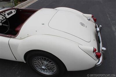 1961 MG MGA 1600   - Photo 15 - San Luis Obispo, CA 93401