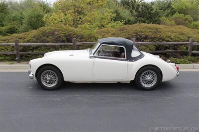 1961 MG MGA 1600   - Photo 27 - San Luis Obispo, CA 93401