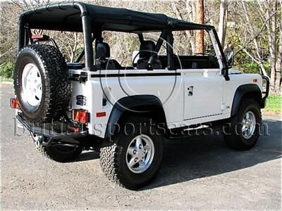 1994 Land Rover Defender 90   - Photo 4 - San Luis Obispo, CA 93401