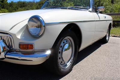 1964 MG MGB   - Photo 8 - San Luis Obispo, CA 93401