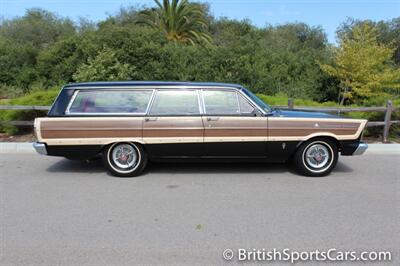 1965 Ford Country Squire   - Photo 2 - San Luis Obispo, CA 93401