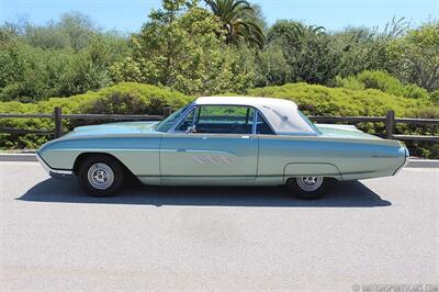 1963 Ford Thunderbird Coupe   - Photo 3 - San Luis Obispo, CA 93401