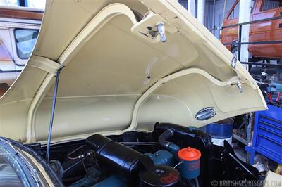 1952 Buick Super Convertible   - Photo 45 - San Luis Obispo, CA 93401