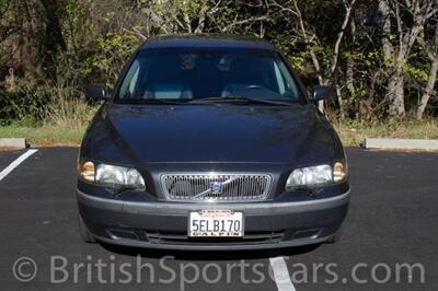 2004 Volvo V70 2.5T   - Photo 7 - San Luis Obispo, CA 93401