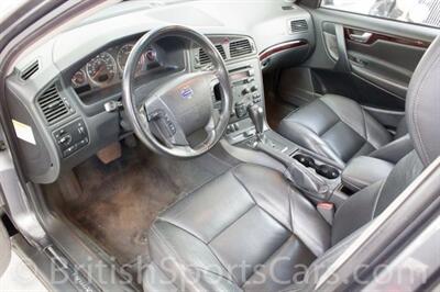 2004 Volvo V70 2.5T   - Photo 13 - San Luis Obispo, CA 93401