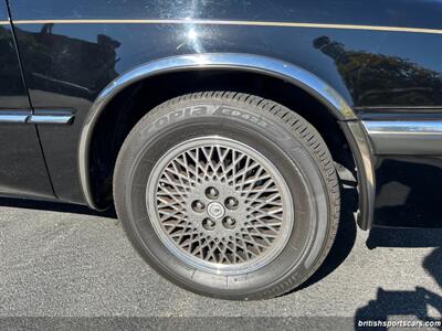 1990 Maserati TC Convertible   - Photo 21 - San Luis Obispo, CA 93401