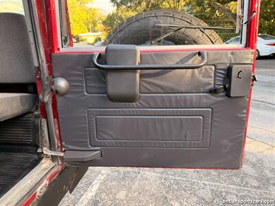 1995 Land Rover Defender   - Photo 37 - San Luis Obispo, CA 93401