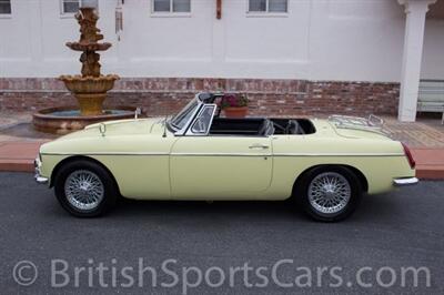 1967 MG MGB Roadster   - Photo 5 - San Luis Obispo, CA 93401