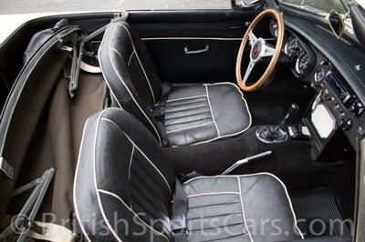 1967 MG MGB Roadster   - Photo 18 - San Luis Obispo, CA 93401