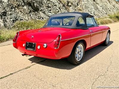 1964 MG MGB   - Photo 53 - San Luis Obispo, CA 93401
