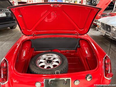 1964 MG MGB   - Photo 45 - San Luis Obispo, CA 93401